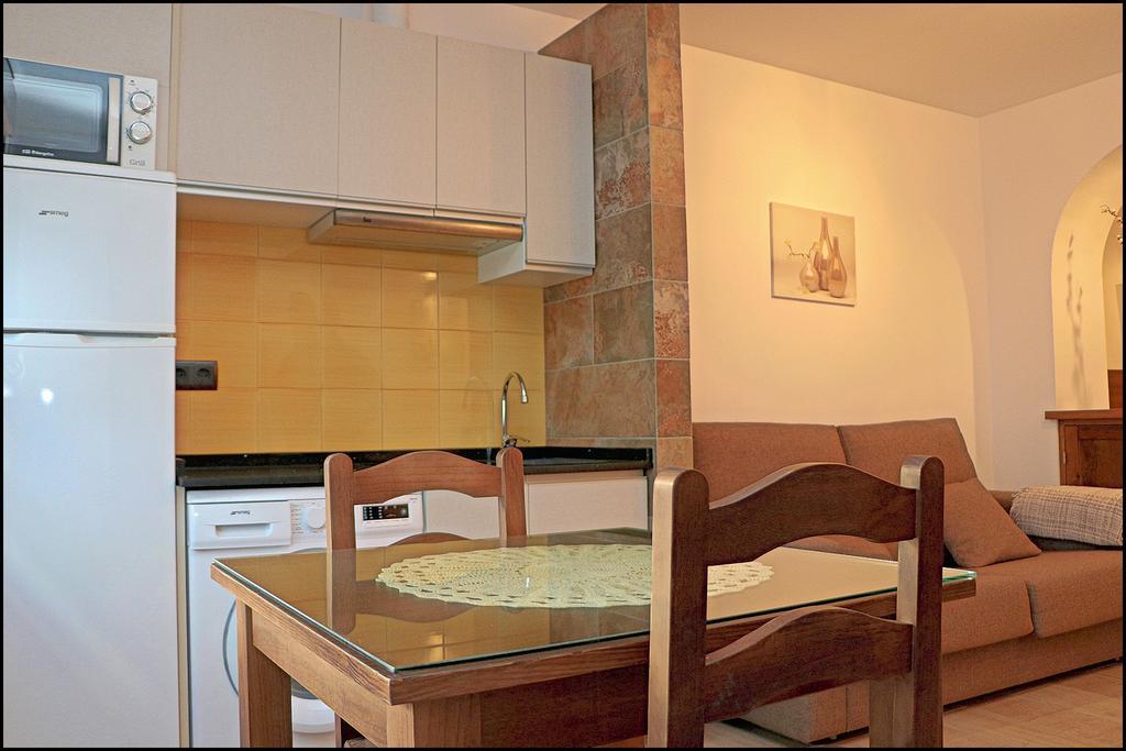 Estudio En El Centro De Conil